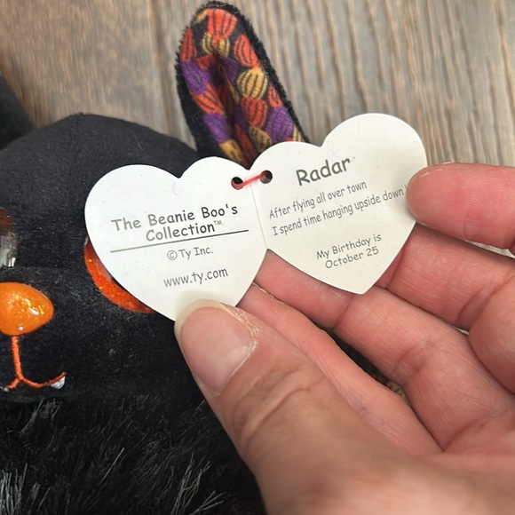 TY Beanie Boos 6" RADAR Bat Halloween Orange Sparkly Eyes Black Plush NEW - Picture 5 of 6